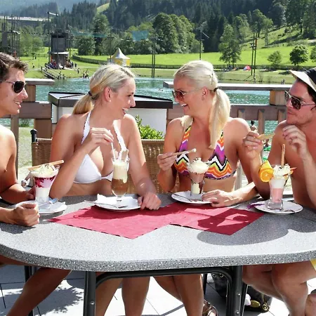 Apartmán Near With Mountain View